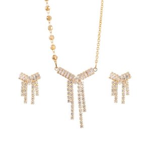 Conjunto de Colgantes con Cubic