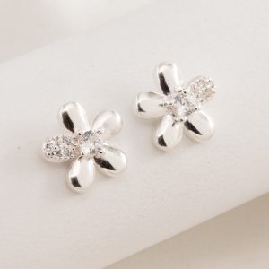 Aro Pasante Flor y petalos lisos Micro Cubic Engarzado