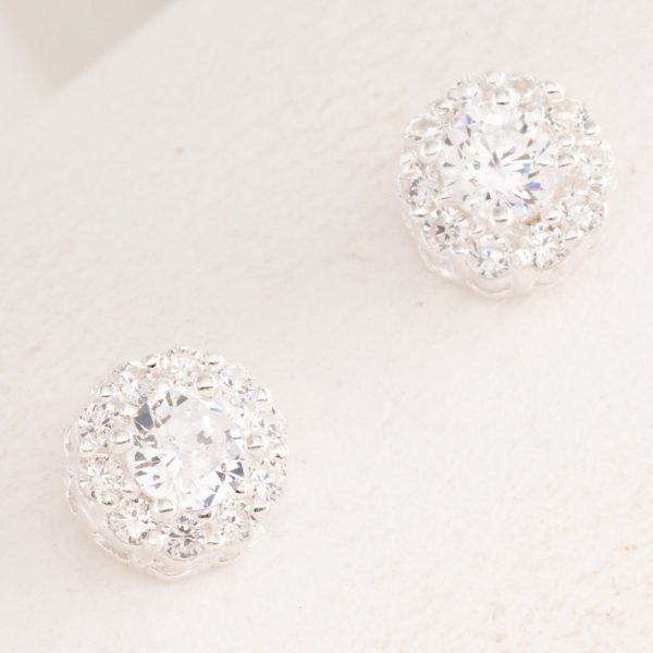 Aro Pasante Cuadrado rodeado con Piedras preciosa  Micro Cubic Engarzado